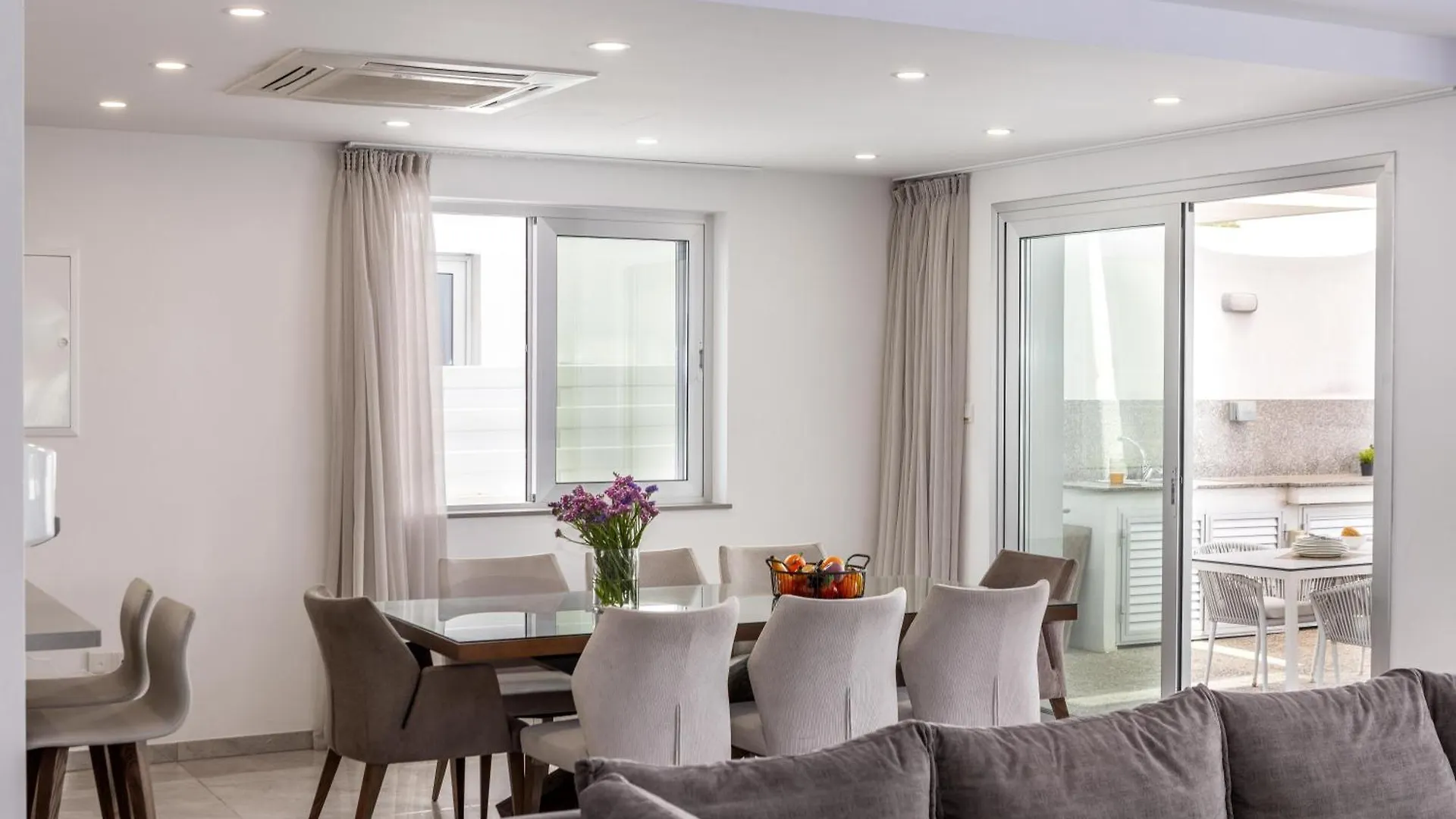 פרוטאראס Fig Tree Bay Residences 4 וילה