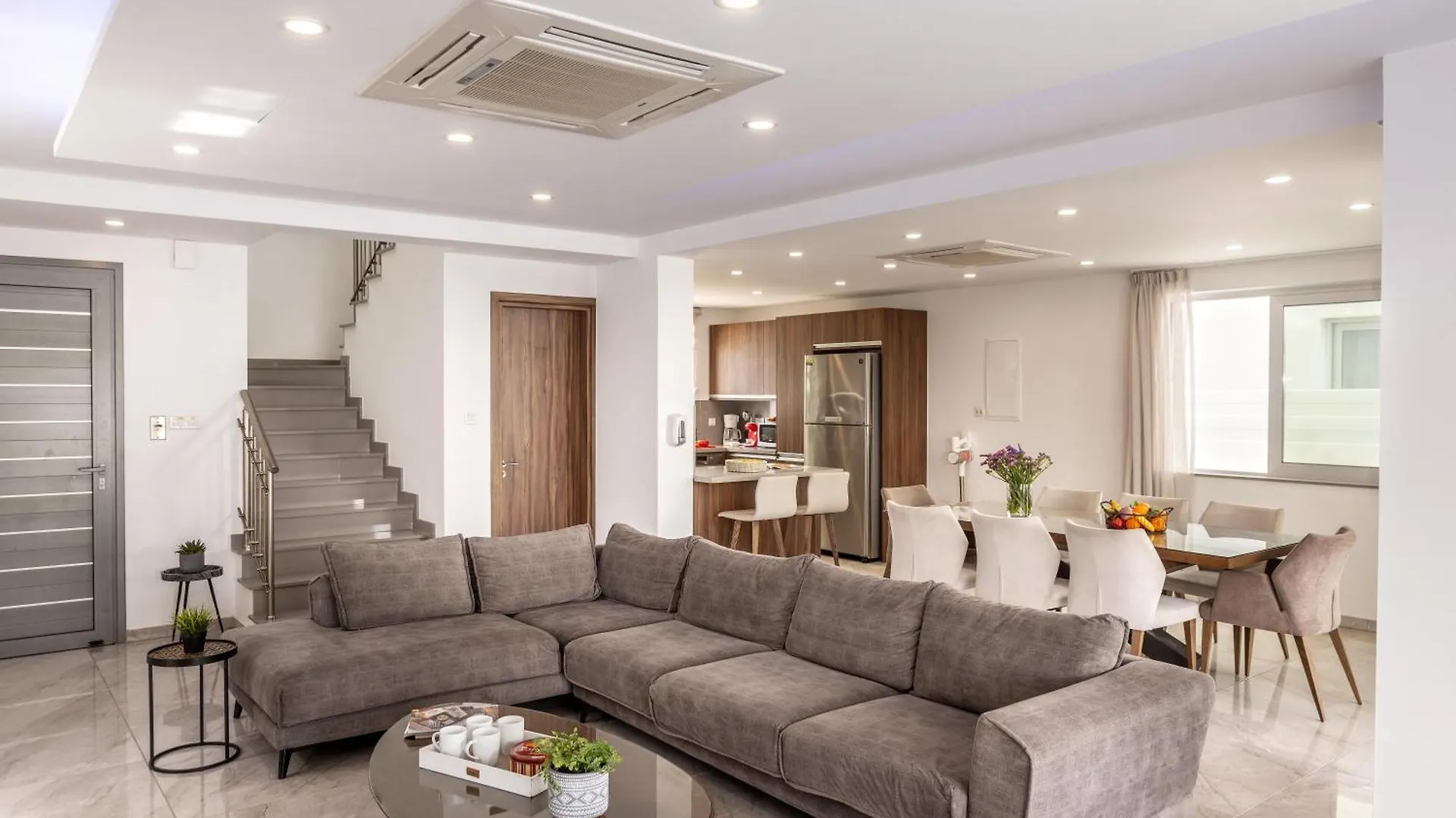 וילה פרוטאראס Fig Tree Bay Residences 4