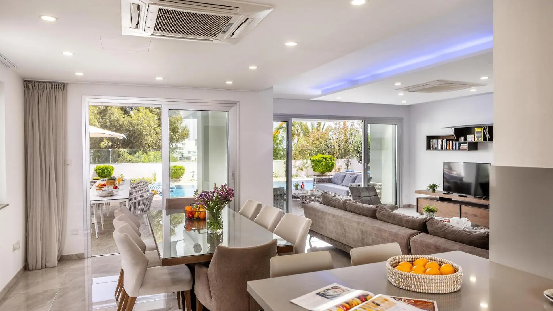 פרוטאראס Fig Tree Bay Residences 4