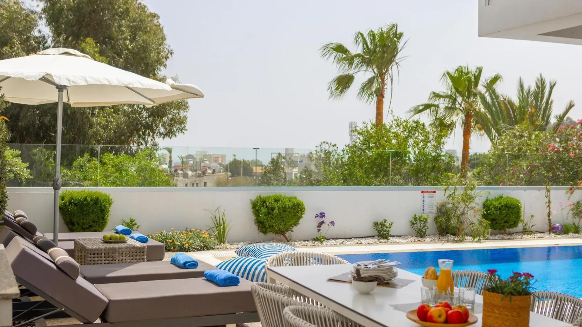 וילה פרוטאראס Fig Tree Bay Residences 4